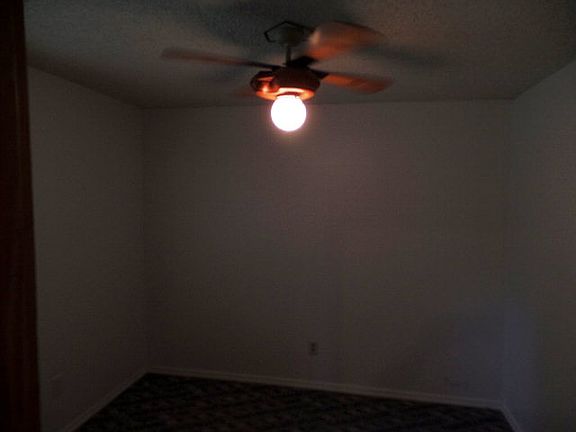 5th image of 1075 Plantation Dr