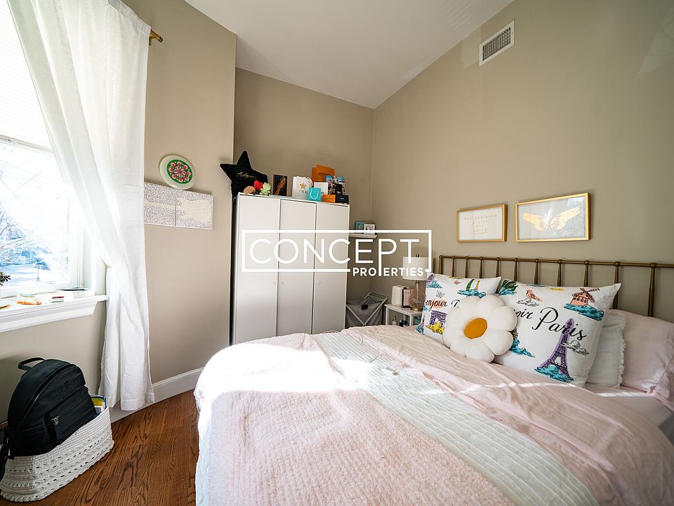 2nd image of 493 Commonwealth Ave APT 7