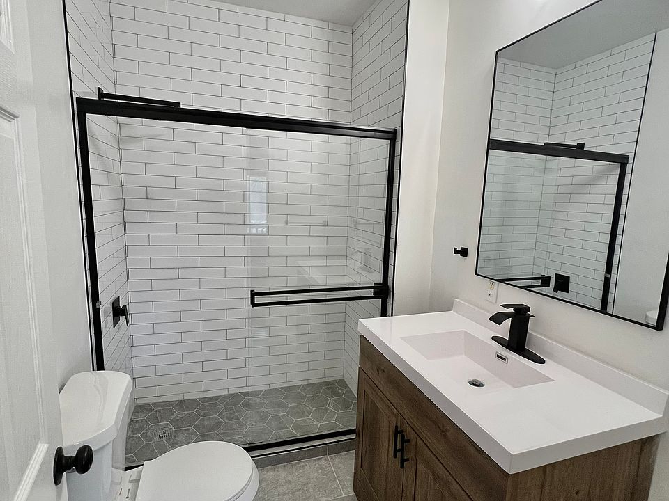 1st image of 2852-2854 Lafayette Ave