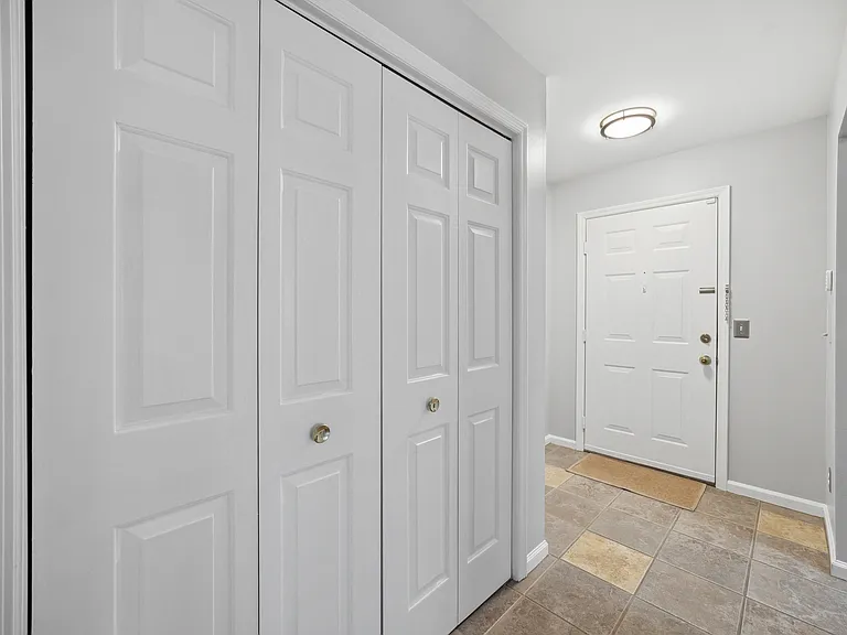 70 Harristown Rd #1 — Photo 11