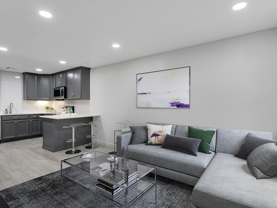 Photo is virtually staged