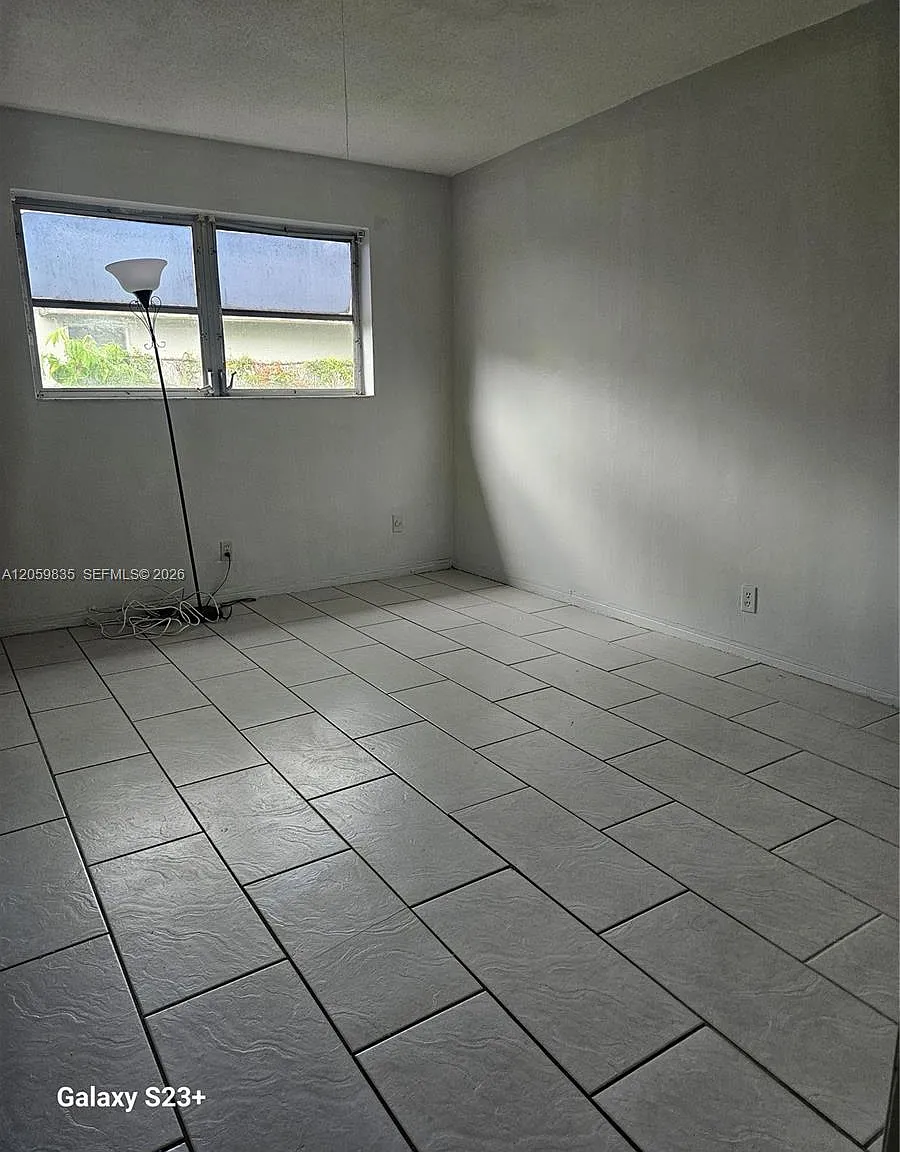 Hollywood Beach Heights S — Photo 3