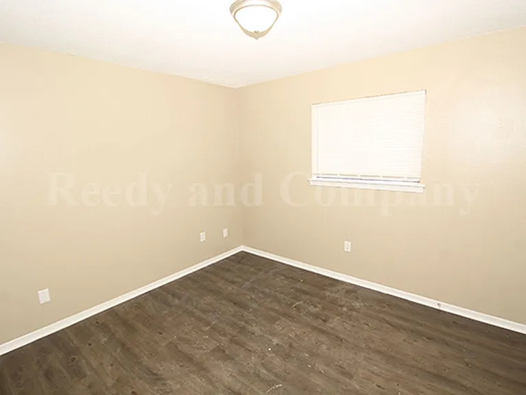 1841 S Perkins Rd — Photo 11