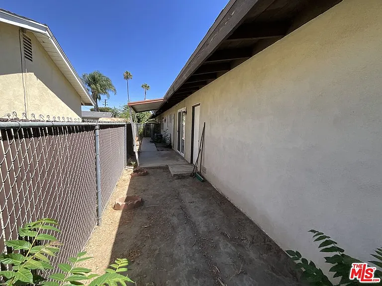 1440 Calhoun Ct #C — Photo 12