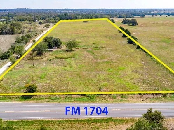 109 Prairie Ln, Elgin, TX 78621