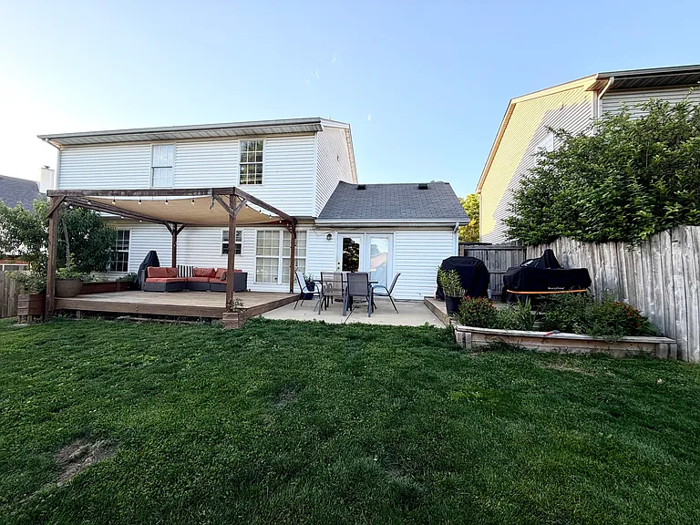 520 Skyview Ln — Photo 5