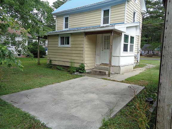 Back of House Concrete Pad