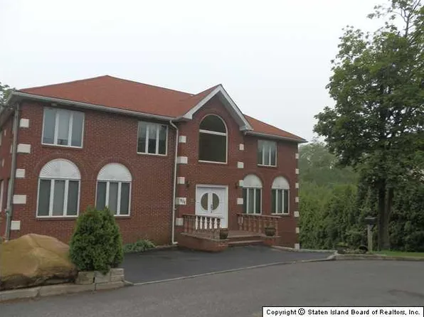 906 Todt Hill Road image 1 of 9
