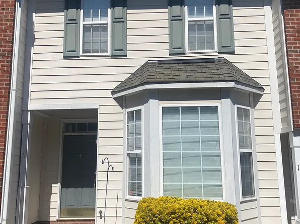 11 Signet Dr #11, Durham, NC 27704