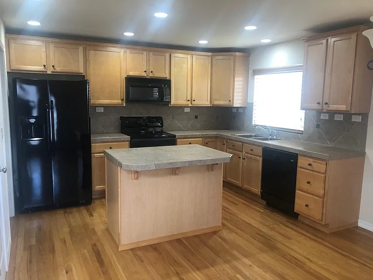 4217 Ashby Field Dr — Photo 9
