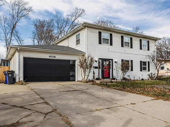 3rd image of 4201 Northwood Dr NE