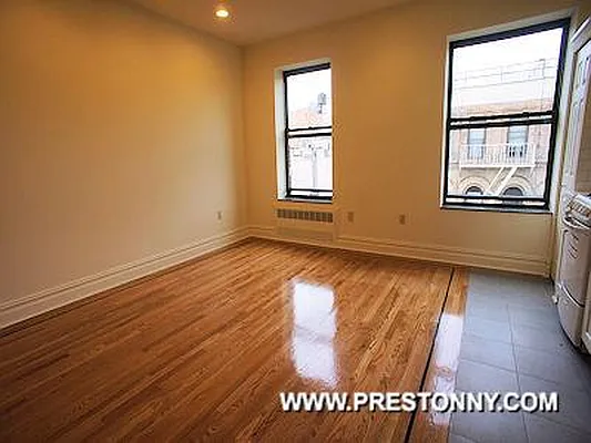 Rented by JM Preston Properties LLC | media 8