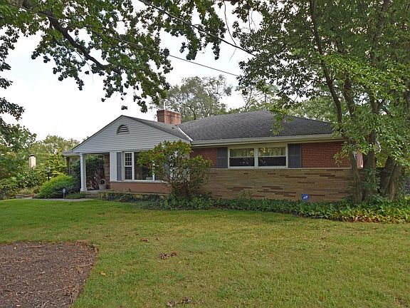 2nd image of 8550 Lynnehaven Dr