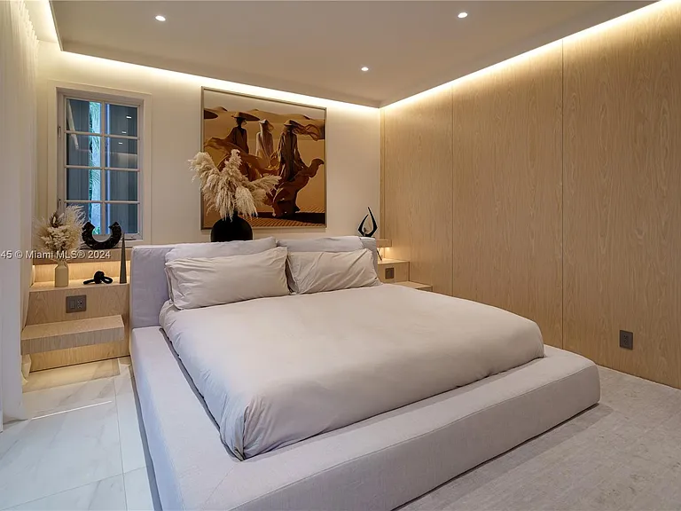 19115 Fisher Island Dr #19115 — Photo 14