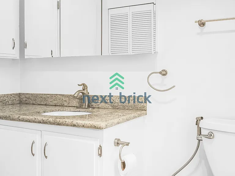 555 Prospect St #4 — Photo 10
