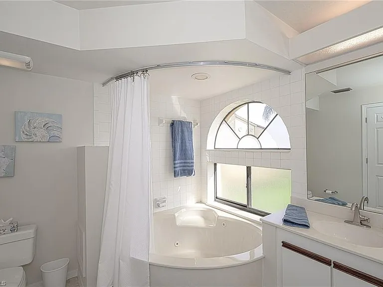 589 Beachwalk Cir #P-203 — Photo 13