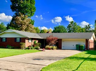 1909 Horseshoe Dr, Springdale, AR 72762