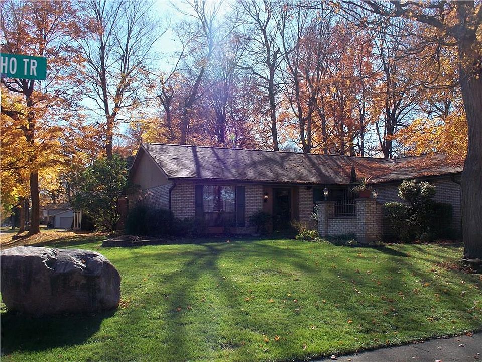 1st image of 1002 Arapaho Trl