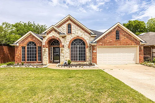 608 Laura Ln Photo 1