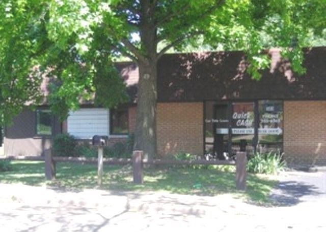 1st image of 303 S Birchlane Dr