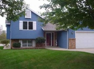 2708 14th Ave NW, Willmar, MN 56201