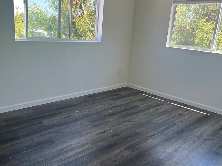 22769 Del Valle St #301 — Photo 14