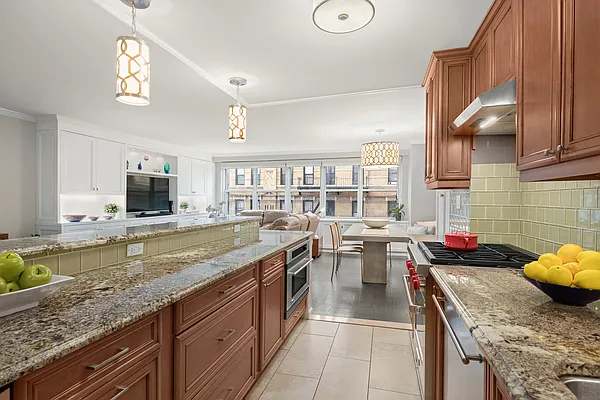 Sold by Corcoran | media 3