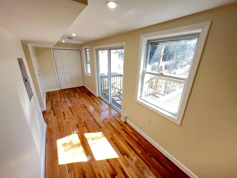79 Moreland St #1 — Photo 6