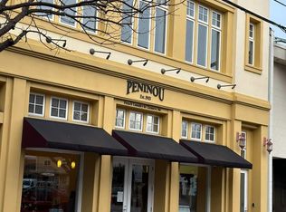 1142 Crane St, Menlo Park, CA 94025