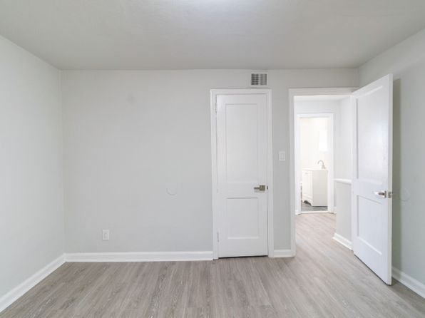 120 Yorke St #7, Salem, NJ 08079