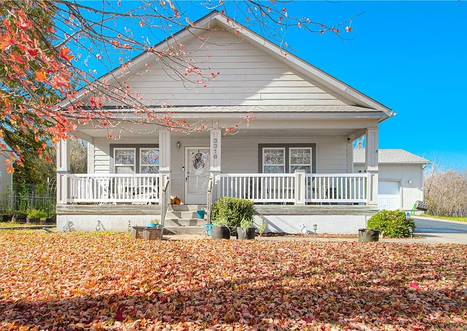 1st image of 3316 N 85th Pl