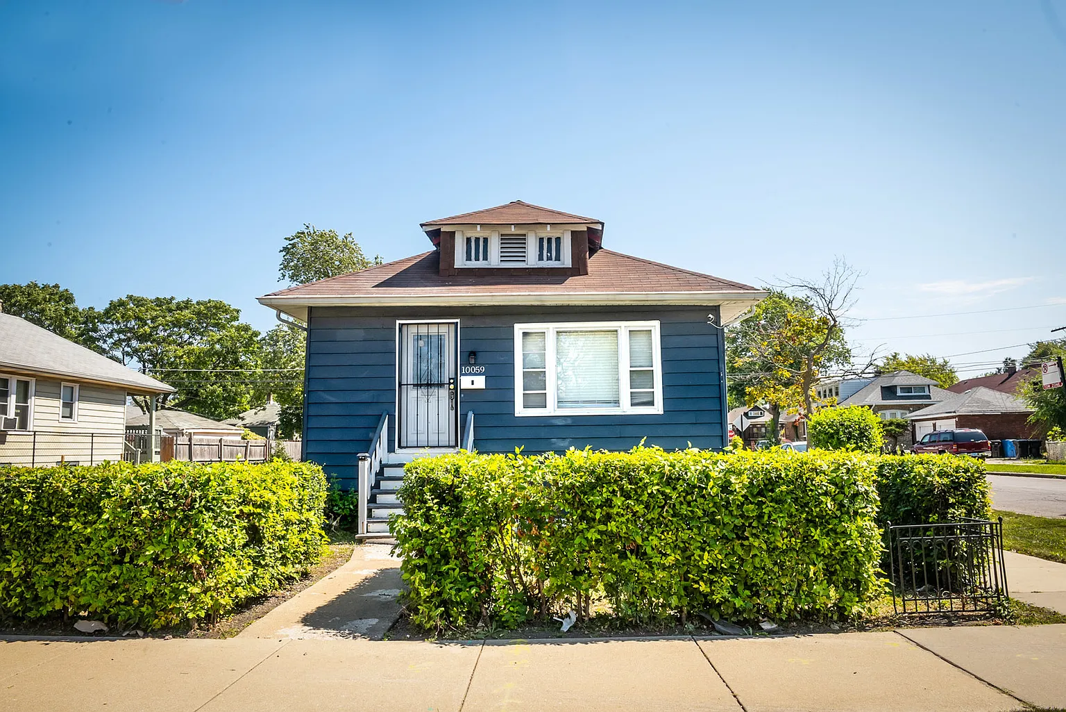 10059 S Perry Ave photo 1