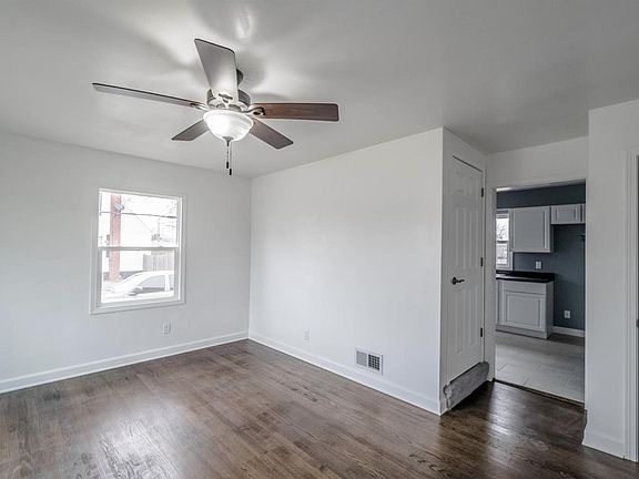 5th image of 5601 Wegg Ave