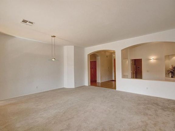 4th image of 731 W Cherrywood Dr