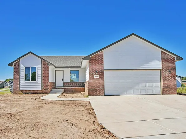 1145 E Trailblazer Ct, Clearwater, KS 67026