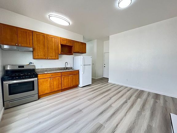 2nd image of 646 Foothill Blvd APT 205