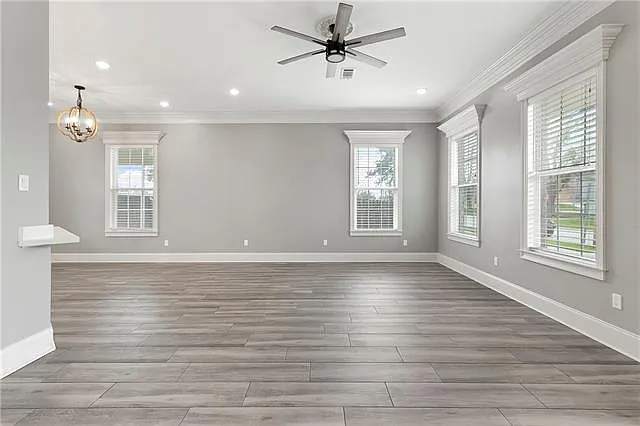 4 bed, 2.0 bath, 1554 sqft, $2,200 — Photo 4