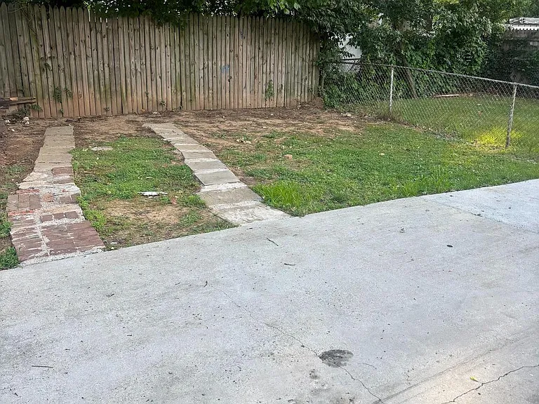 7721 Bender Rd — Photo 38