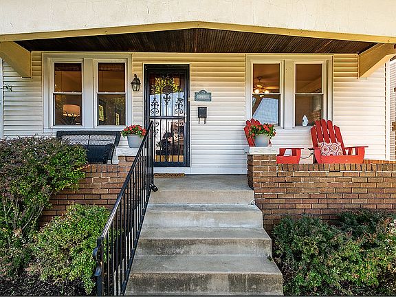 4th image of 5427 Robert Ave