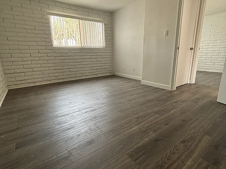 6565 N 17th Ave #14 — Photo 13