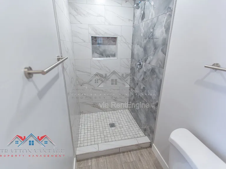 2912 W Butler Dr — Photo 30