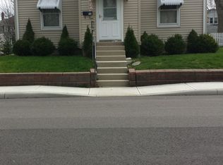 146 Irvington Ave, Bradford, OH 45308