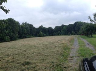 1560 Cloverdale Road, shady spring, WV 25918