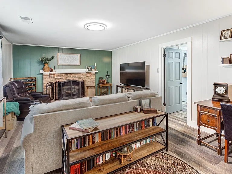 12077 Willowood Dr — Photo 26