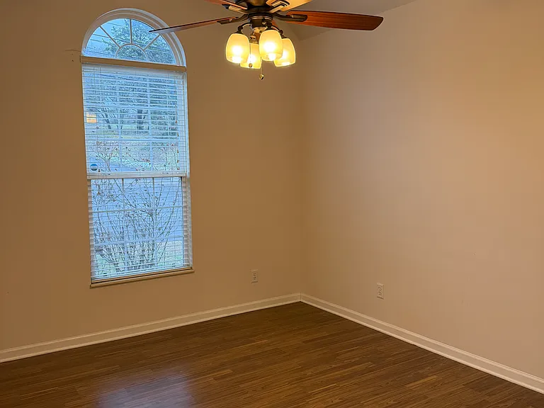 1615 Joe Hinton Rd — Photo 5