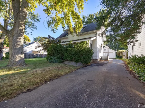 59 Cherryland St, Auburn Hills, MI 48326