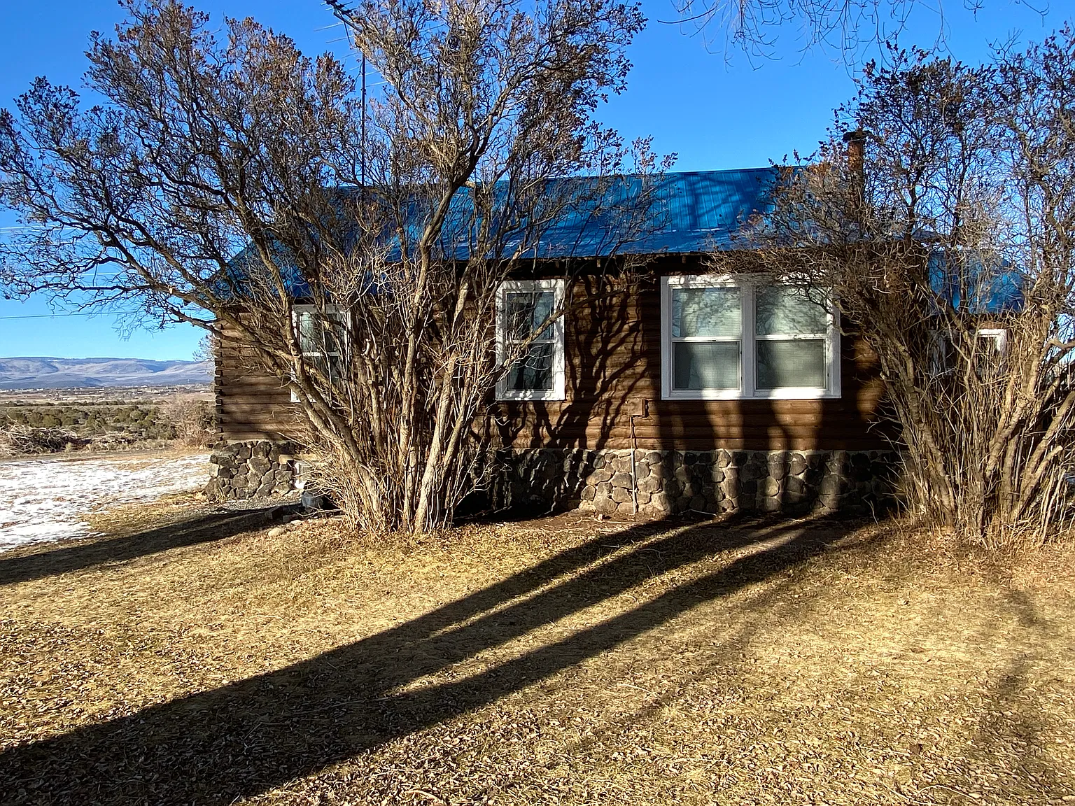 3 bed, 1200 sqft, $1,700 — Photo 3