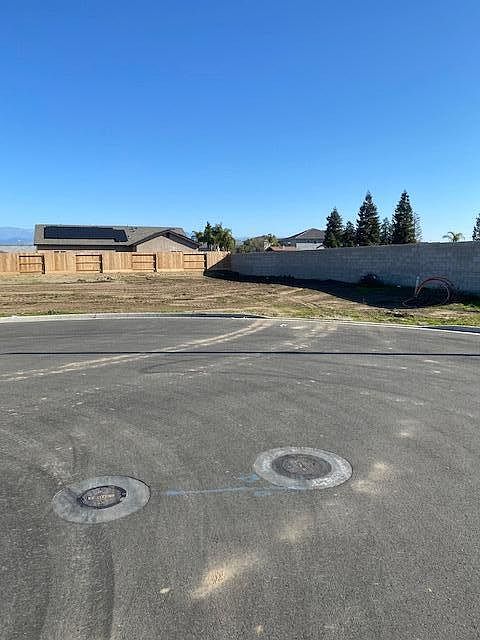 2nd image of 1192 S Creekside Place E