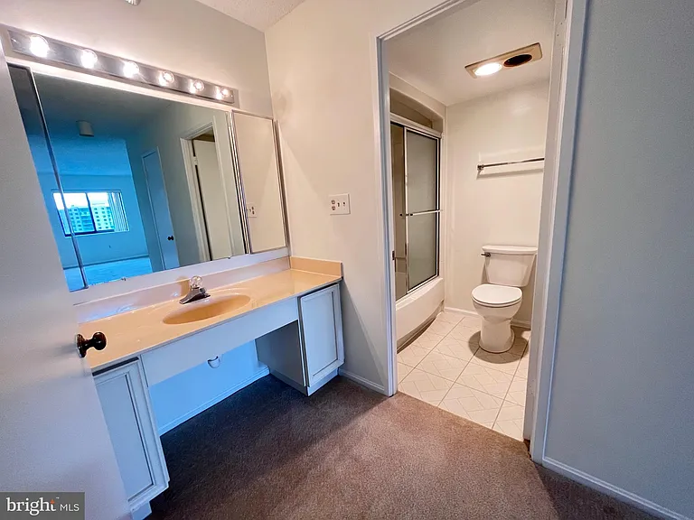 15100 Interlachen Dr #815 — Photo 11