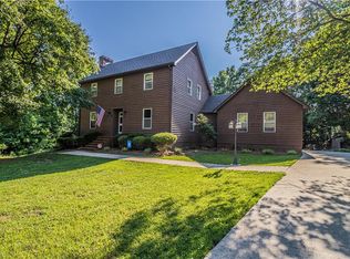 325 S Edgewood Rd, Eden, NC 27288